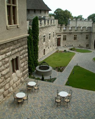 Courtyard_4